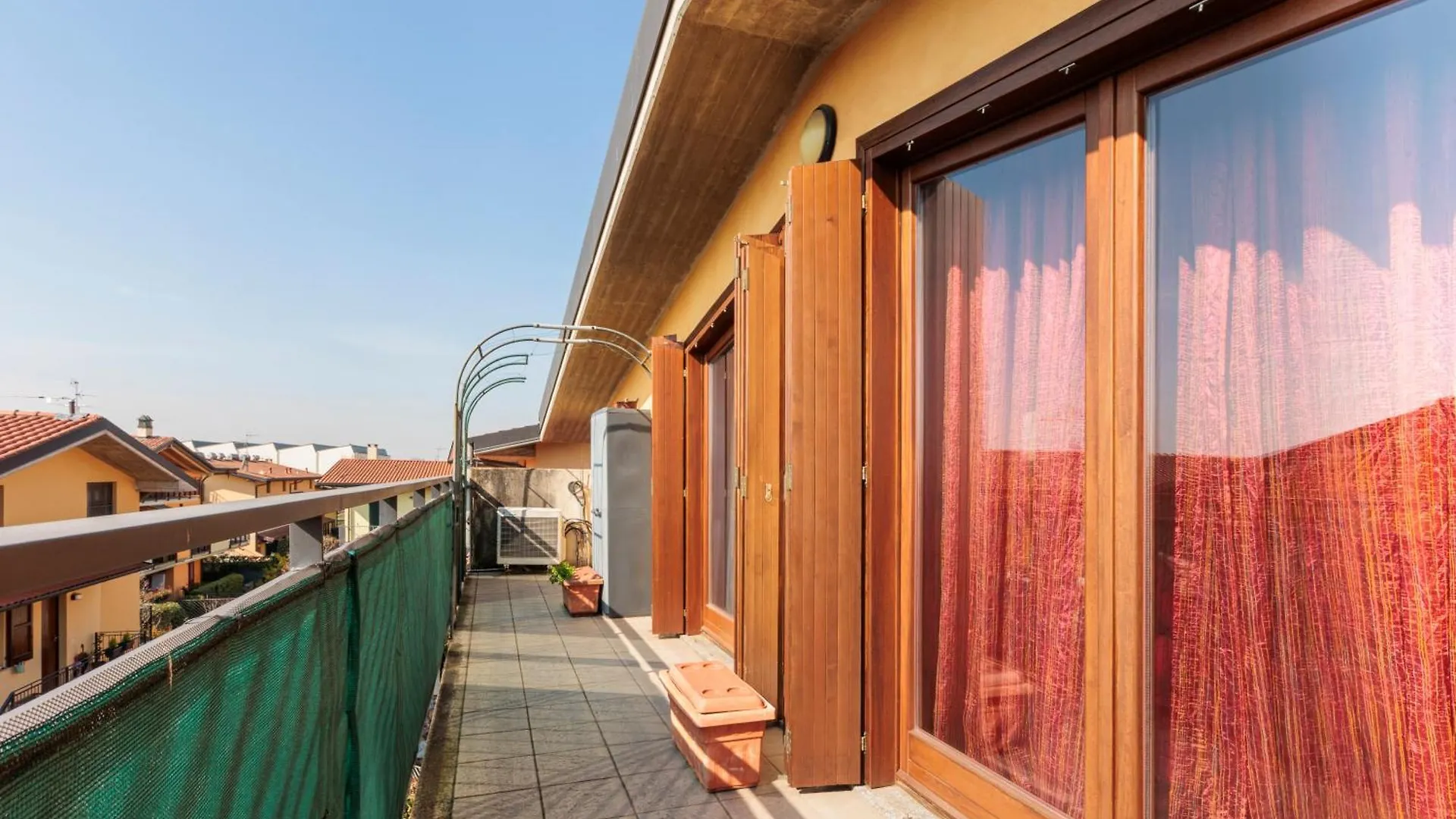 Art Gallery Living & Working Stezzano 0*,  Italy