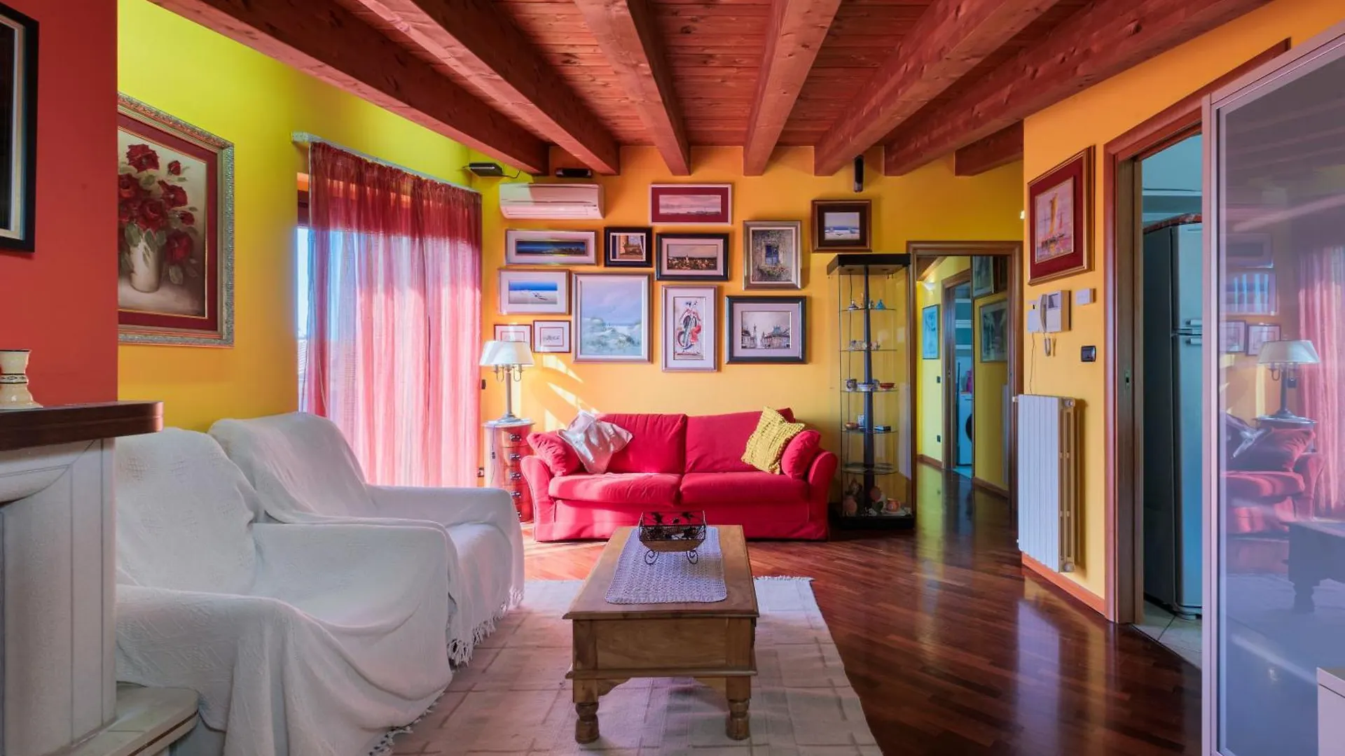 Art Gallery Living & Working Stezzano